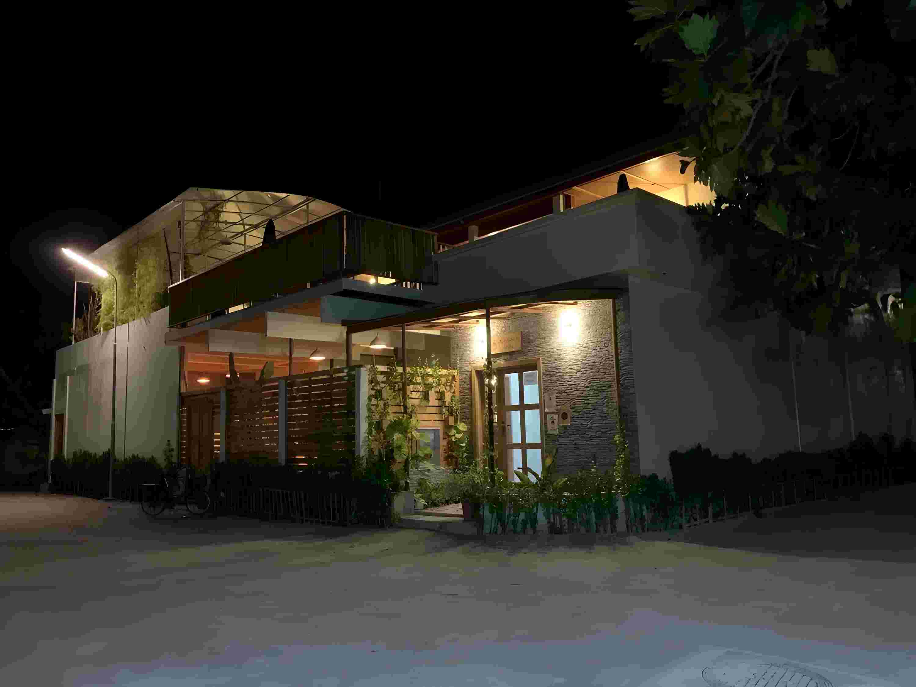 Aasna Inn